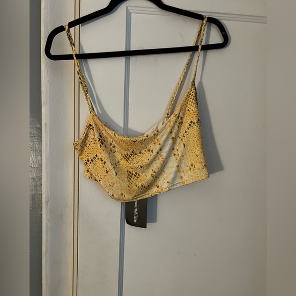 Yellow Snake Print Mini Skirt and Top Set - Picture 4 of 6